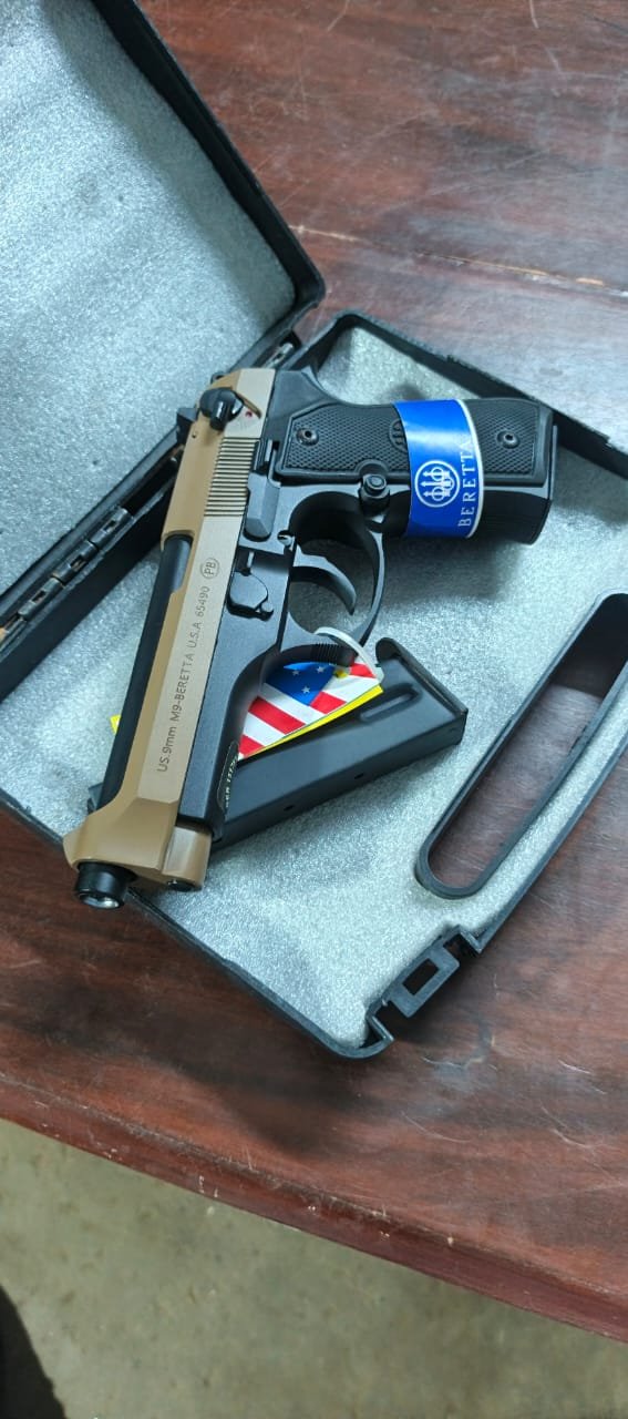 Beretta M9