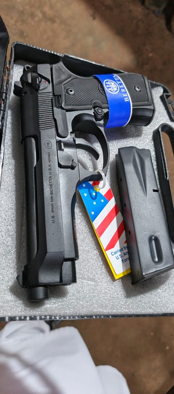 Beretta M9 (Black variant).